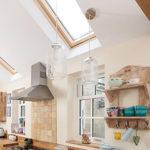 Glass Light Fittings In Solid Wood Kitchens